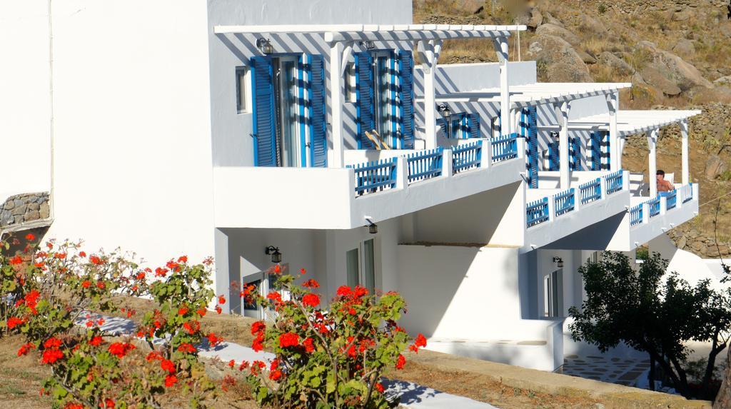 Rhenia Hotel Tourlos Esterno foto